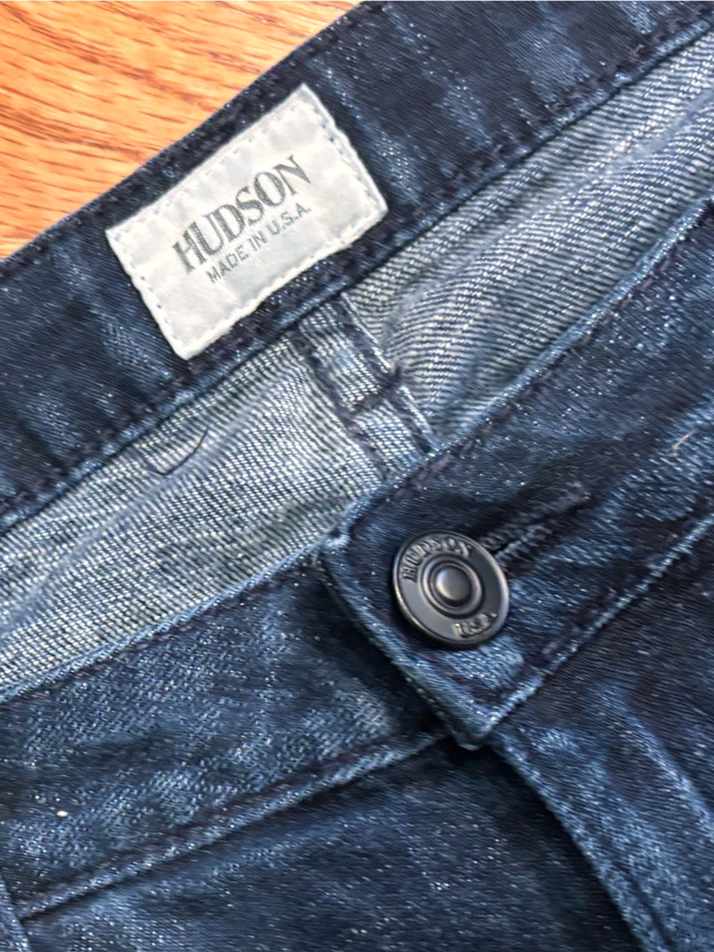 Hudson Dark Wash Mid Rise Flare size 30 - Picture 3 of 8